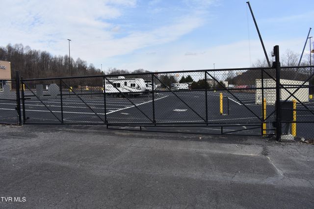 354 Shadowtown Road, Blountville, TN 37617