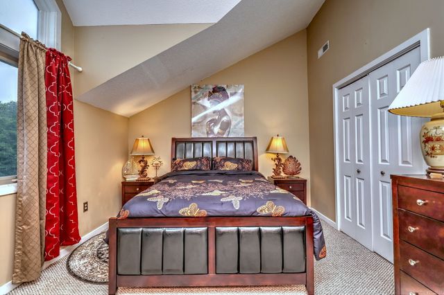793 West Main Street APT E, Meriden, CT 06451
