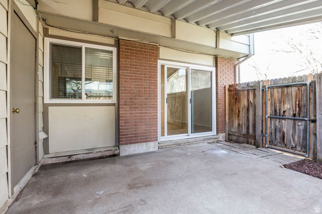 6066 S 2075 E, Holladay, UT 84121