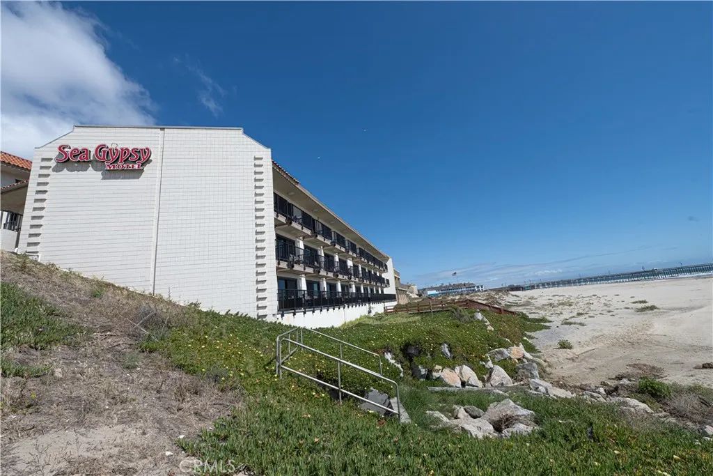 1020 Cypress, Pismo Beach, CA 93449