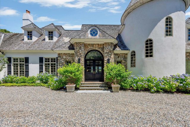 25 Oyster Way, Osterville, MA 02655