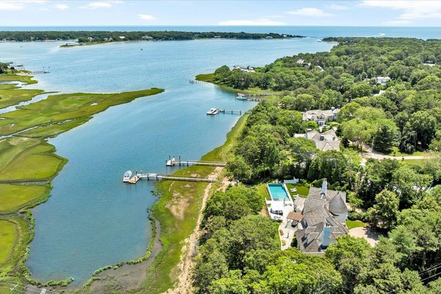 25 Oyster Way, Osterville, MA 02655