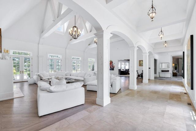 25 Oyster Way, Osterville, MA 02655