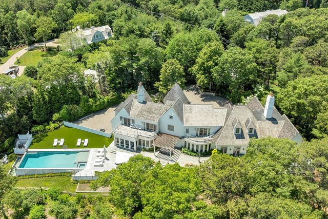 25 Oyster Way, Osterville, MA 02655