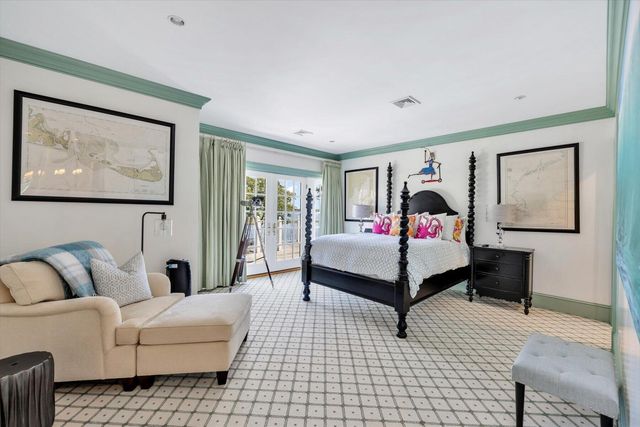 25 Oyster Way, Osterville, MA 02655