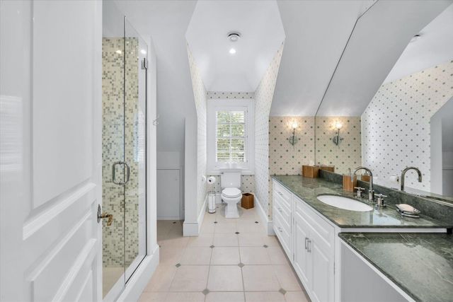 25 Oyster Way, Osterville, MA 02655