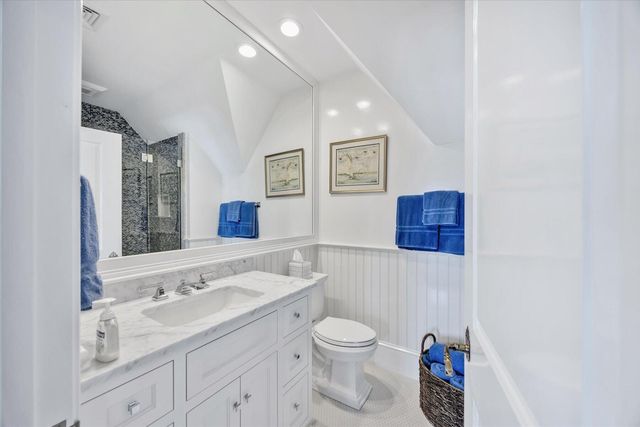 25 Oyster Way, Osterville, MA 02655