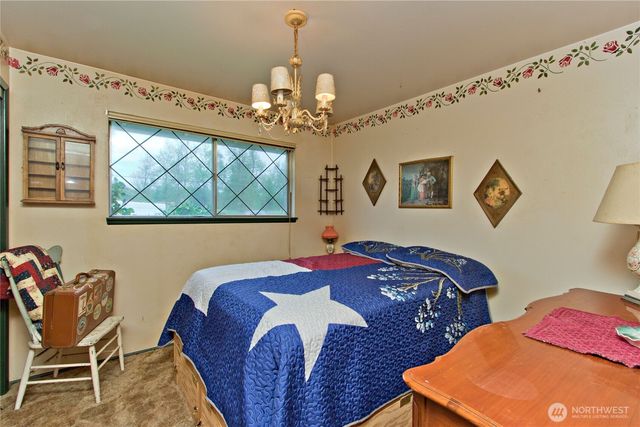 21928 SE 436th Street, Enumclaw, WA 98022