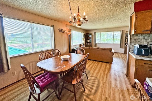 21928 SE 436th Street, Enumclaw, WA 98022