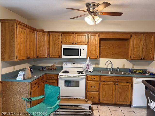 415 42nd Circle, Van Buren, AR 72956