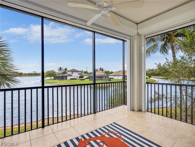 6422 Legacy CIR 704, Naples, FL 34113