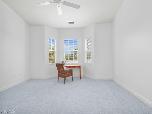 6422 Legacy CIR 704, Naples, FL 34113