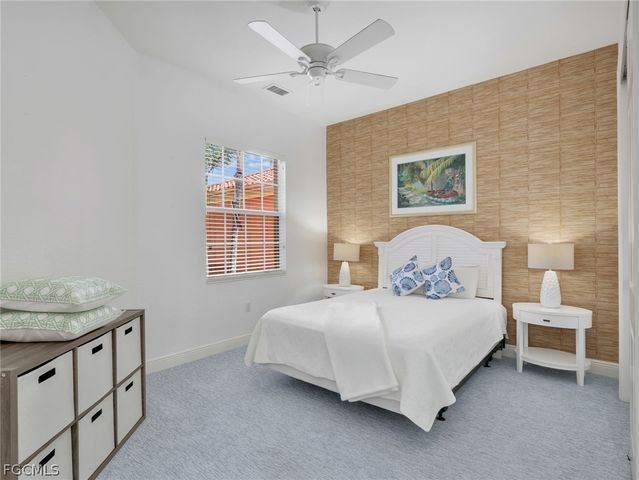 6422 Legacy CIR 704, Naples, FL 34113