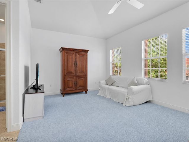 6422 Legacy CIR 704, Naples, FL 34113