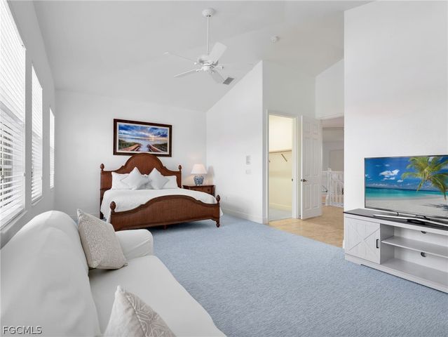 6422 Legacy CIR 704, Naples, FL 34113