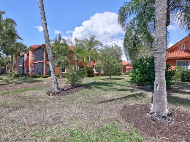 6422 Legacy CIR 704, Naples, FL 34113