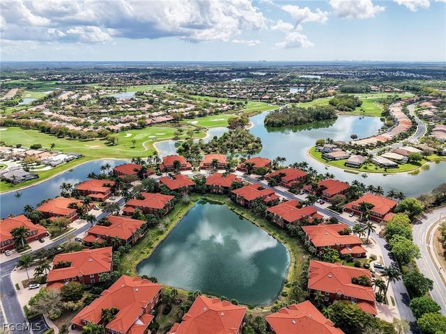 6422 Legacy CIR 704, Naples, FL 34113
