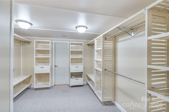 182 Broadview Circle, Mooresville, NC 28117