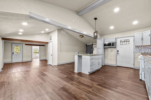 602 SE 18th Street, Mineral Wells, TX 76067