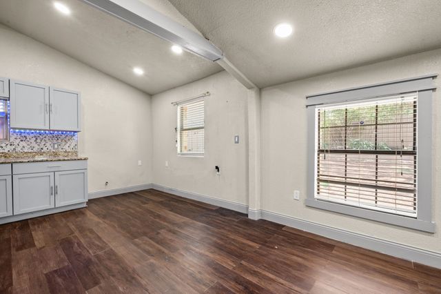 602 SE 18th Street, Mineral Wells, TX 76067