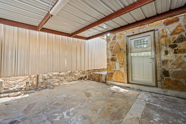 602 SE 18th Street, Mineral Wells, TX 76067