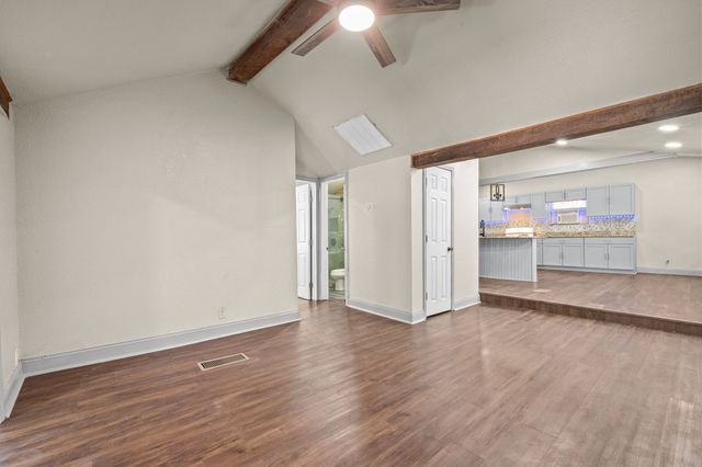 602 SE 18th Street, Mineral Wells, TX 76067