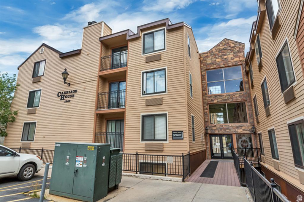 1940 PROSPECTOR AVE #401, Park City, UT 84060 — exterior