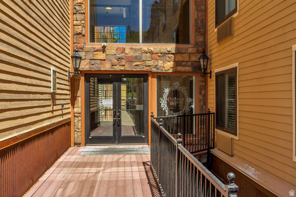1940 PROSPECTOR AVE #401, Park City, UT 84060 — photo 2