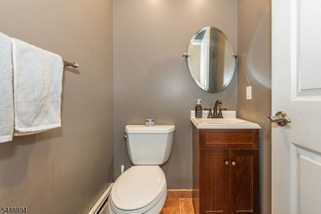 6 Patty Ln, Randolph Twp., NJ 07869