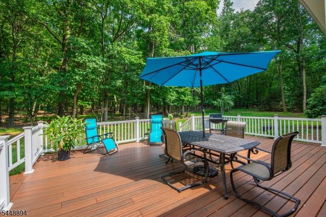 6 Patty Ln, Randolph Twp., NJ 07869