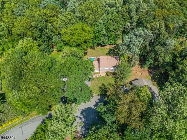 6 Patty Ln, Randolph Twp., NJ 07869