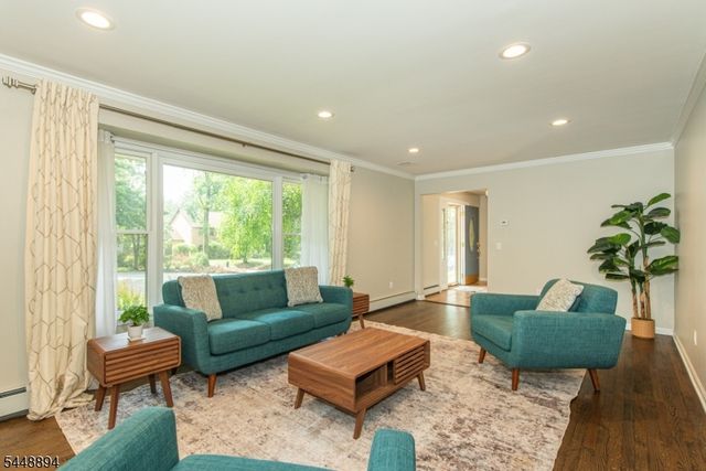 6 Patty Ln, Randolph Twp., NJ 07869