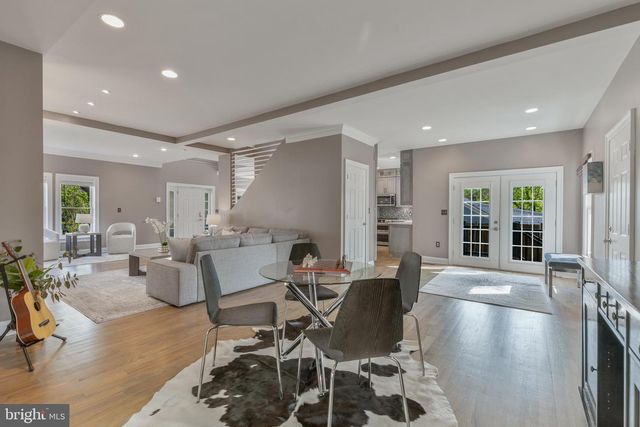 5204 20TH STREET, Arlington, VA 22205