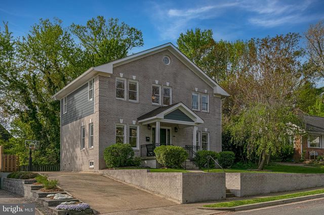 5204 20TH STREET, Arlington, VA 22205