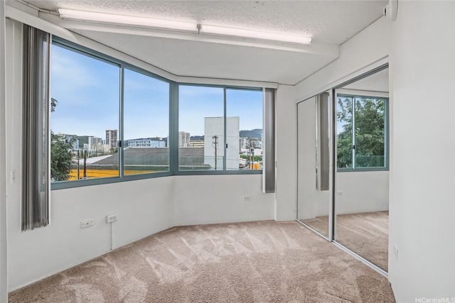 1314 Kalakaua Avenue 312, Honolulu, HI 96826