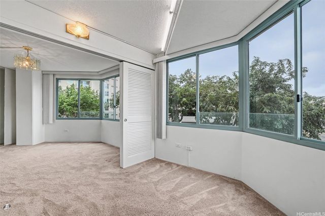 1314 Kalakaua Avenue 312, Honolulu, HI 96826