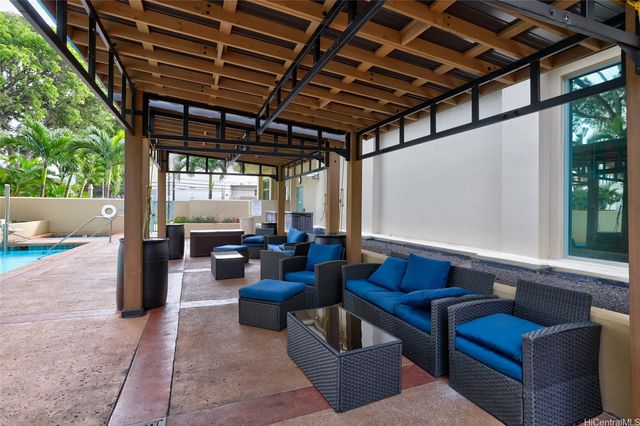 1314 Kalakaua Avenue 312, Honolulu, HI 96826