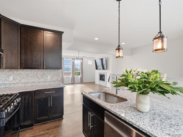 5927 Picall Drive, Troy, MI 48098