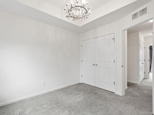 5927 Picall Drive, Troy, MI 48098