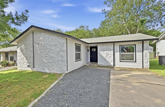 2313 Lakehurst DR, Austin, TX 78744