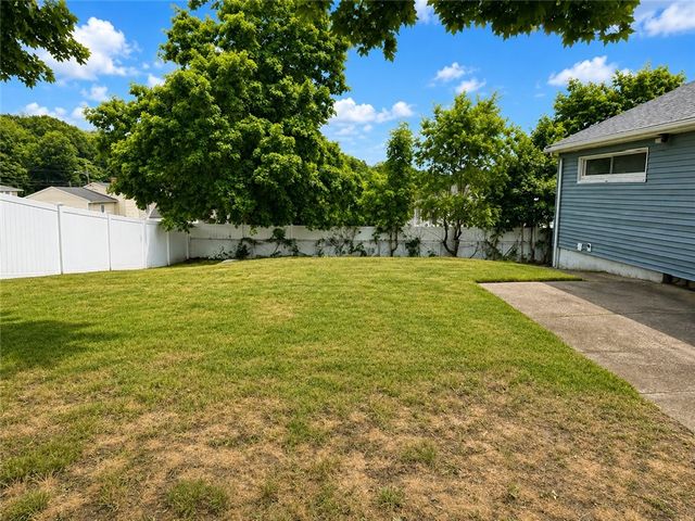 48 Madeleine Avenue, Woonsocket, RI 02895