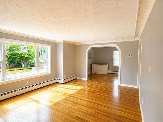 48 Madeleine Avenue, Woonsocket, RI 02895