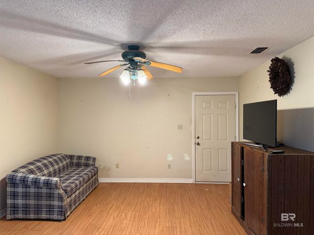 411 Admiral Semmes Avenue, Dauphin Island, AL 36528