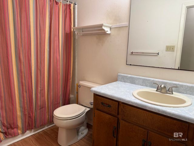 411 Admiral Semmes Avenue, Dauphin Island, AL 36528