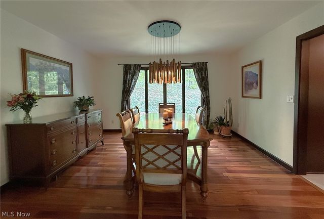 9350 Hidden Lake Drive, Chesterland, OH 44026