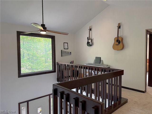 9350 Hidden Lake Drive, Chesterland, OH 44026