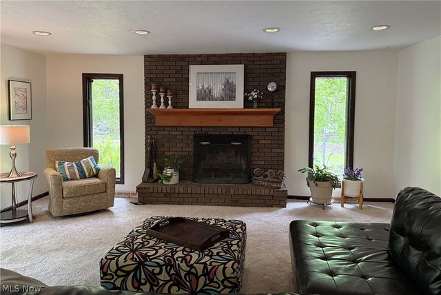 9350 Hidden Lake Drive, Chesterland, OH 44026