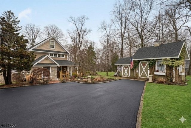 17 Rosemont Ave, West Milford Twp., NJ 07480