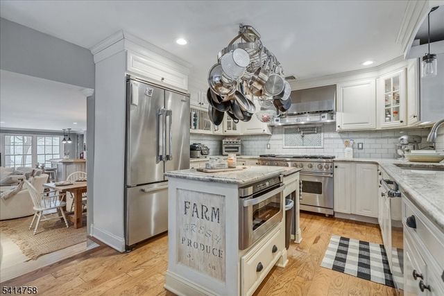 17 Rosemont Ave, West Milford Twp., NJ 07480