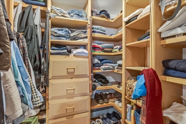 17 Rosemont Ave, West Milford Twp., NJ 07480